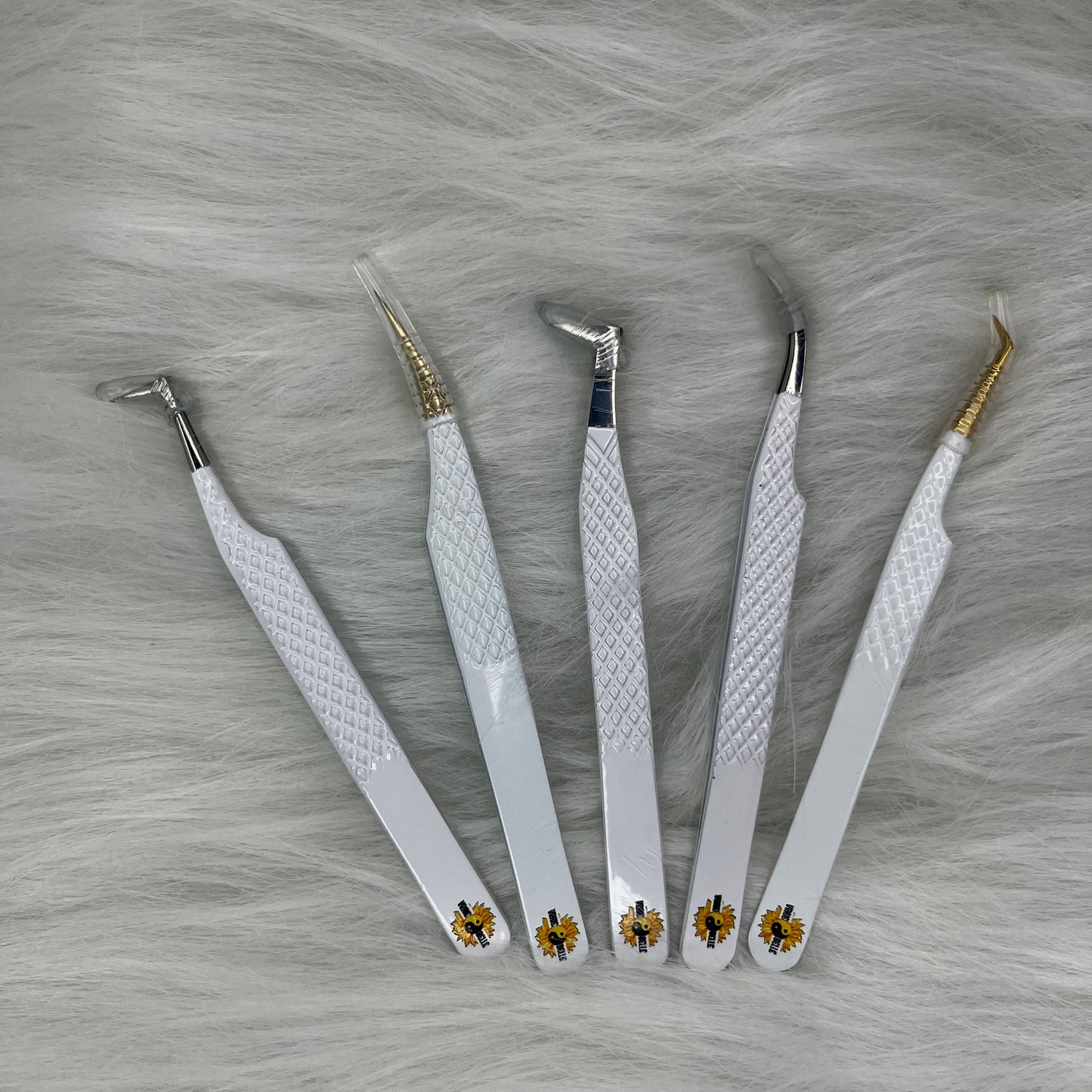 Fiber Tip 90 Degree Tweezer